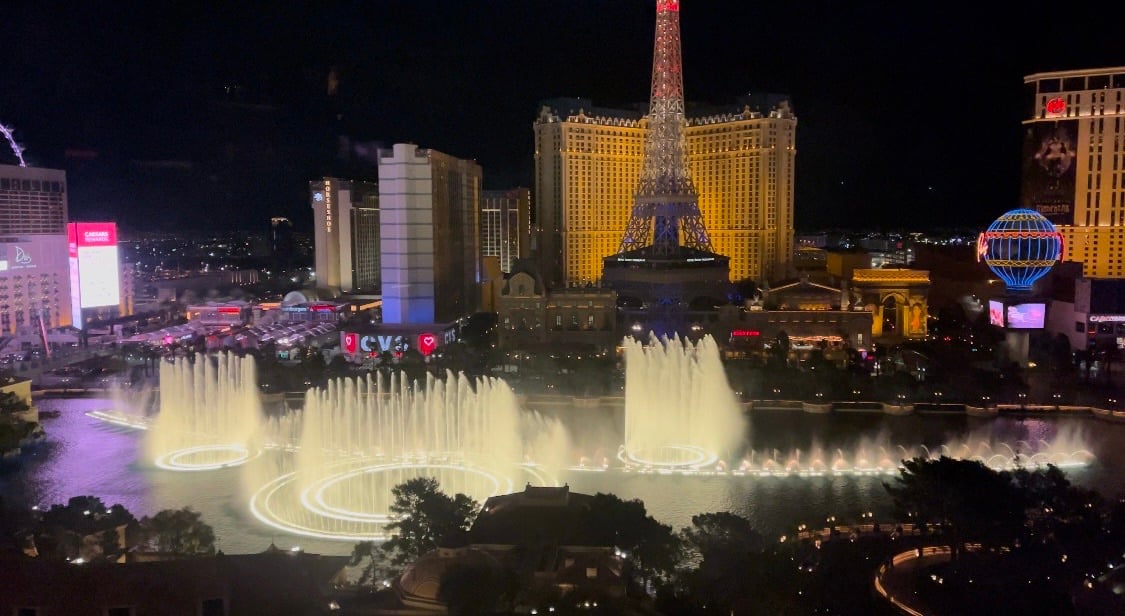 Bellagio_Fountain_View