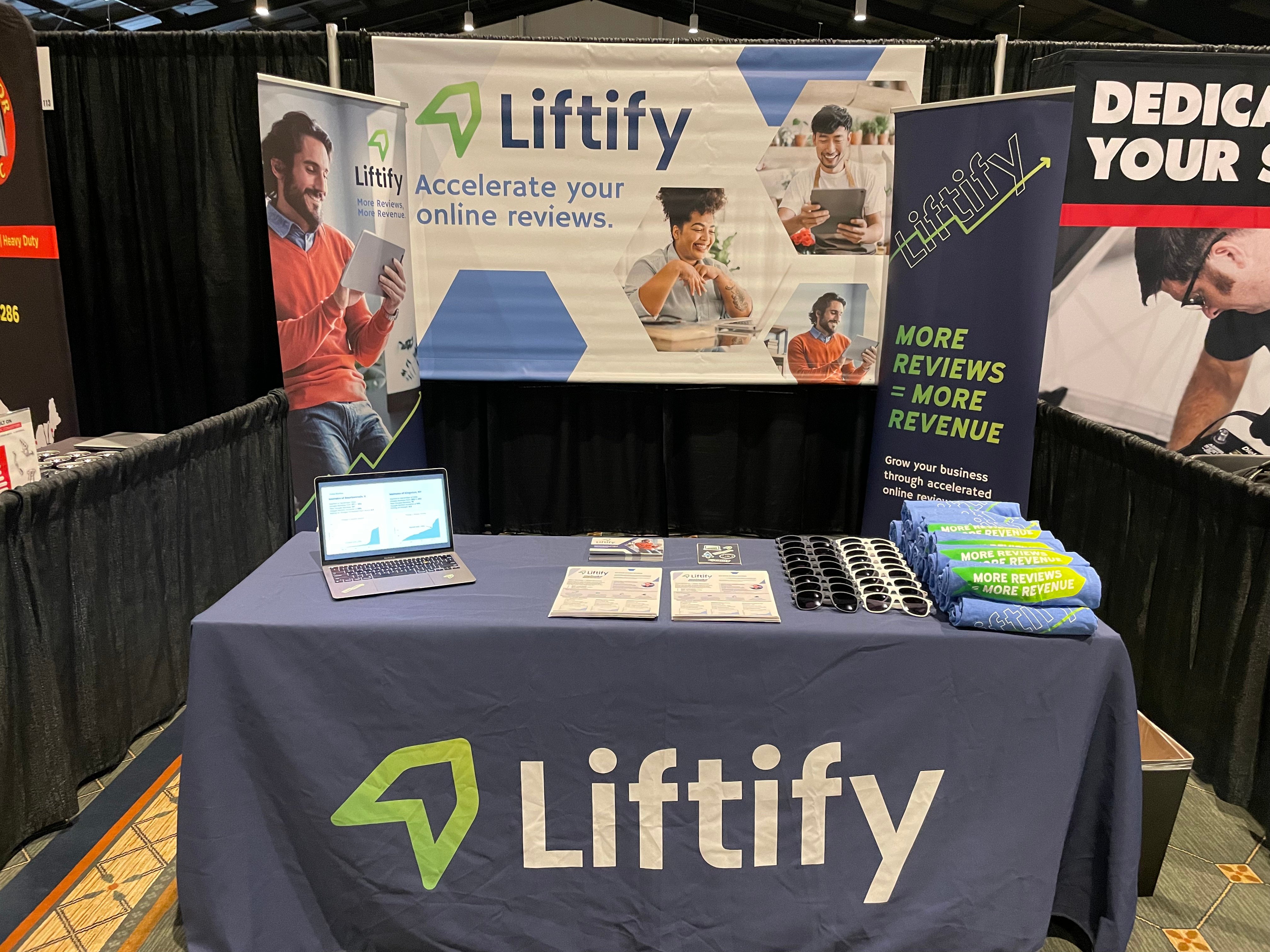 Liftify_Booth_BELFOR_Franchise_Group_Convention